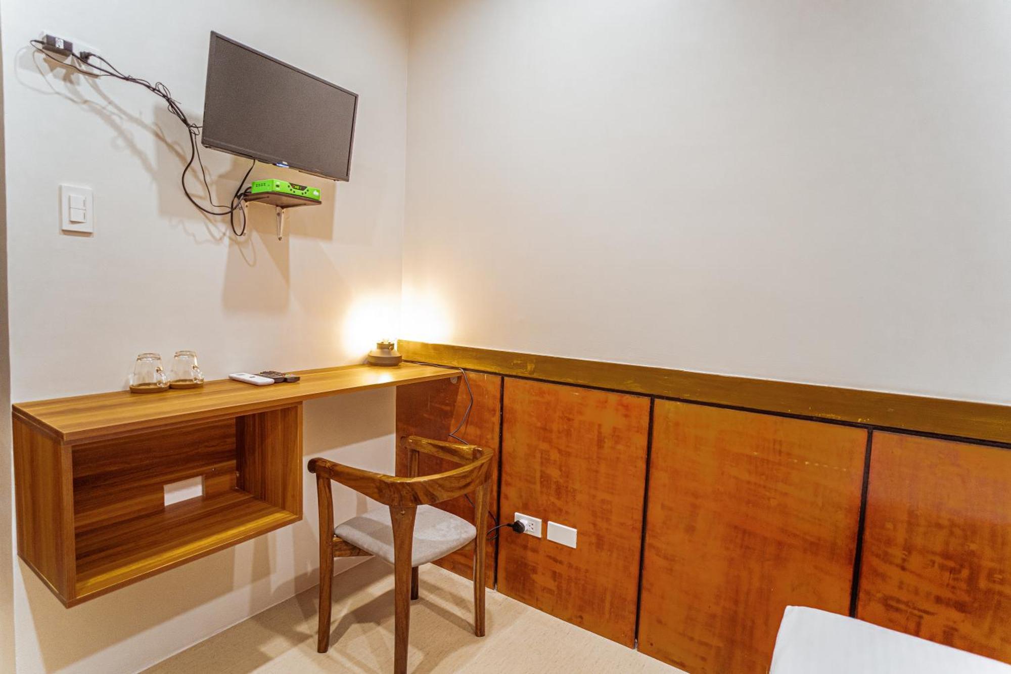 Marieli Suites Near Panglao International Airport Exterior foto